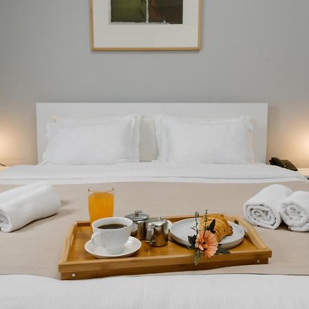 Point Hotel Tbilissi Extérieur photo